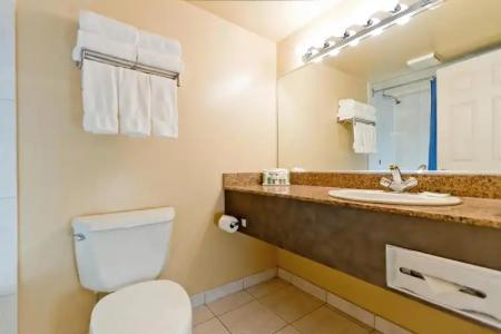 Rosedale Condominiums - 33