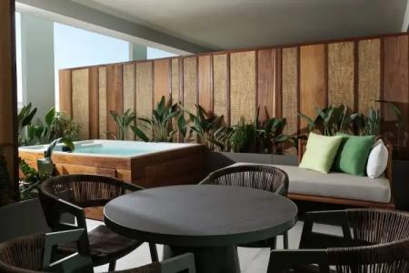 MonAsty,, Autograph Collection - 61