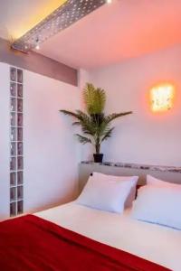 The Newel Metaxourgeio - 96