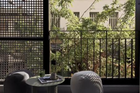 The Newel Metaxourgeio - 30