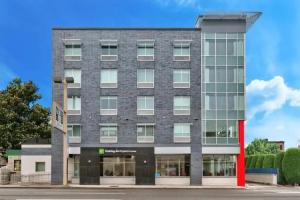 Отель «Holiday Inn Express & Suites - Holland Tunnel, an IHG»
