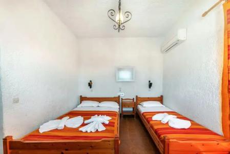 Tsagarakis Beach - 1