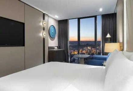 Doubletree By Hilton - 30