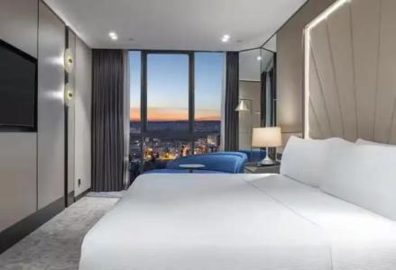 Doubletree By Hilton - 36