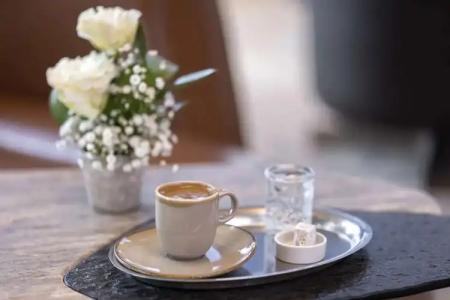 Doubletree By Hilton - 12