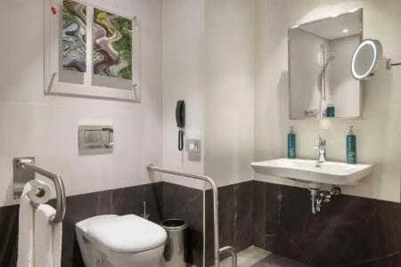 Doubletree By Hilton - 8