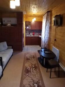 Уютный дом с конюшней - 4