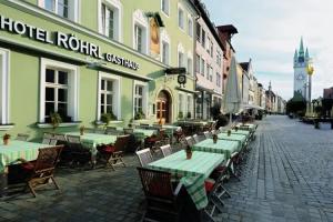 Hotel & Gasthaus Das rÖHrl Straubing, Штраубинг