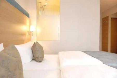 & Gasthaus Das rÖHrl Straubing - 61