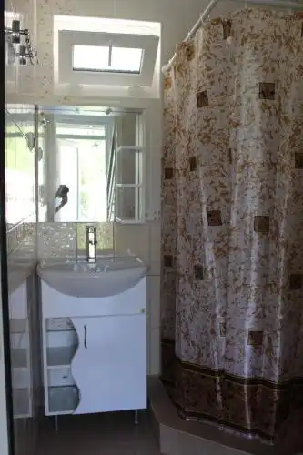 s.e.a Loo - 18