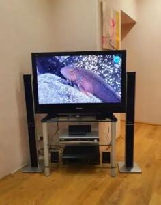 на Челюскинцев 7 - 4