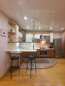 на Челюскинцев 7 - 2