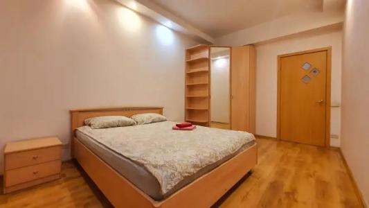 на Челюскинцев 7 - 9