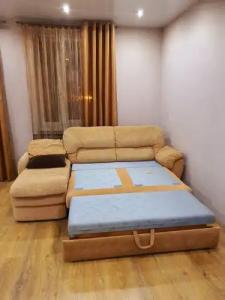 на Челюскинцев 7 - 6