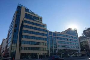 Central West Hotel, София