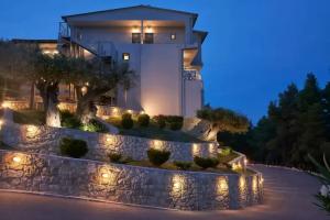 Mirabilia Boutique Hotel, Криопиги