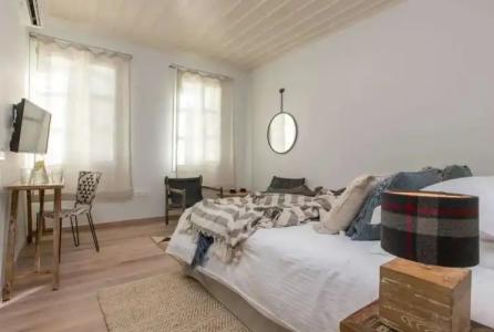 Amymone Suites - 4