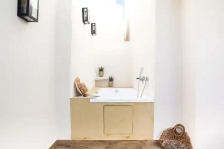 Cressa - Adults Only - 90