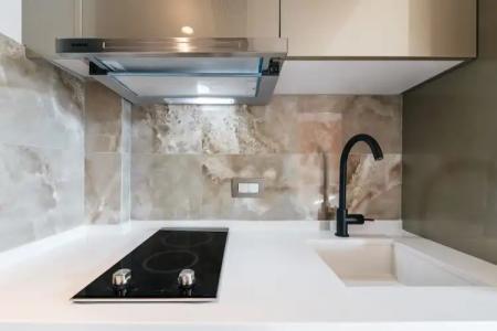 Blue Carpet Luxury Suites - 190