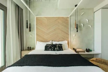 Blue Carpet Luxury Suites - 215