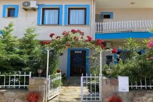 Мини-отель «Cunda Roka Otel», Айвалык