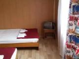 Четырехместный номер с ванной комнатой
