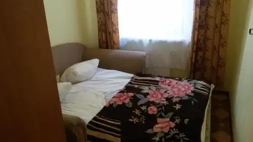 на Токарева 9 - 25