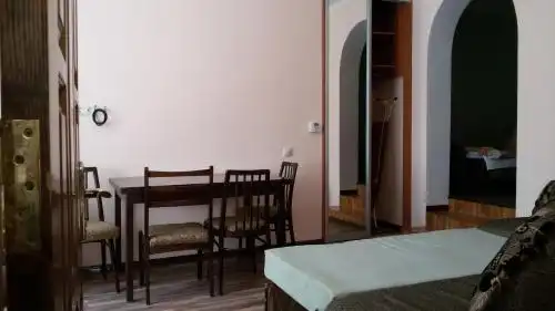 на Токарева 9 - 34