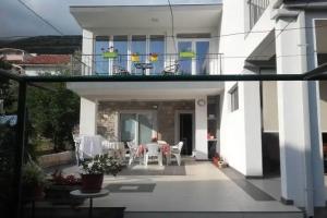 Guest House Djonovic, Петровац