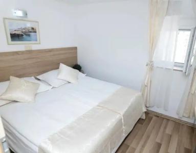 Kastel 1700 Boutique - 5