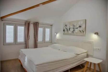 Kastel 1700 Boutique - 2