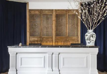 Midmost by Majestic Hotel Group - 2