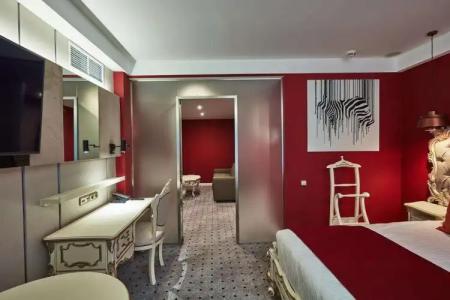 Гранд Отель - 6