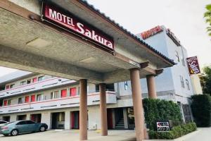 Motel «Sakura», Глендейл