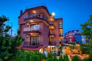 Family Hotel Karel, Несебр