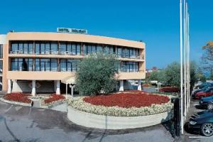 Hotel «Holiday», Сирмионе