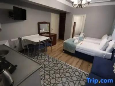 White Pearl Apart - 47