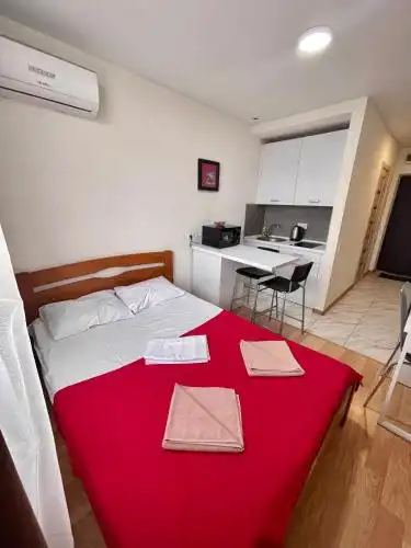 В Киеве для вас - 8