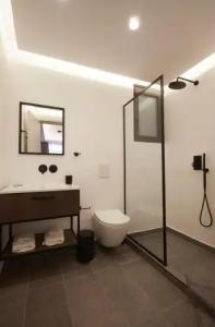 The Artist Athens - 47