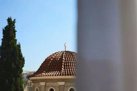 The Artist Athens - 176