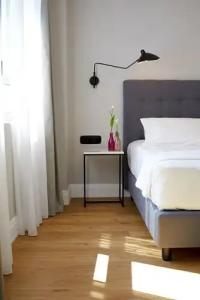 The Artist Athens - 231