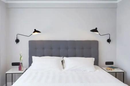 The Artist Athens - 186