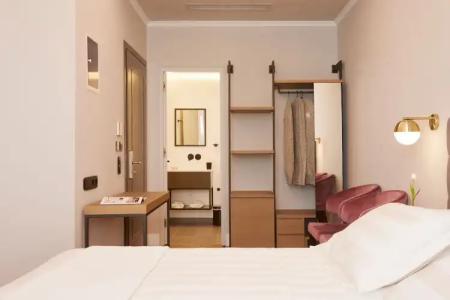 The Artist Athens - 101