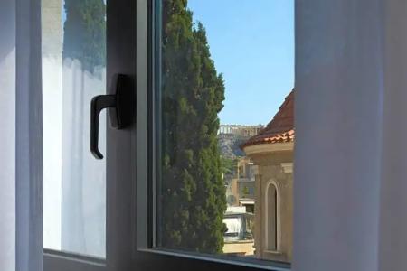 The Artist Athens - 237