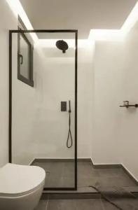 The Artist Athens - 44