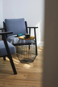 The Artist Athens - 12