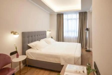 The Artist Athens - 126