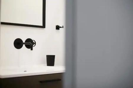 The Artist Athens - 8