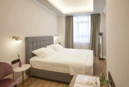 The Artist Athens - 29