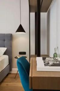 The Artist Athens - 121